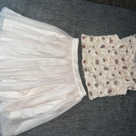 Beige two piece formal outfit, size 10 for girls - Picture 4 of 6